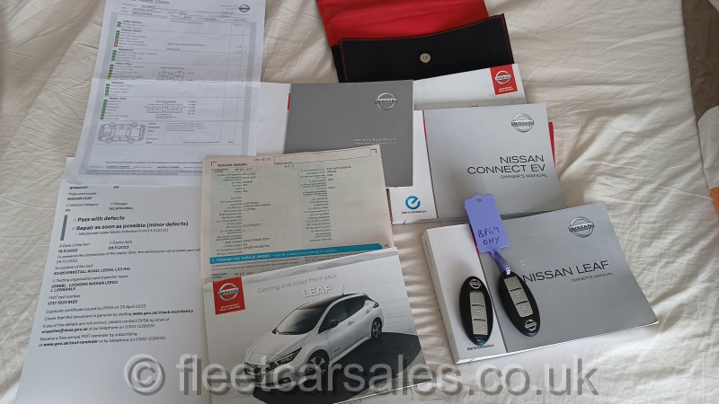 nissan leaf service records