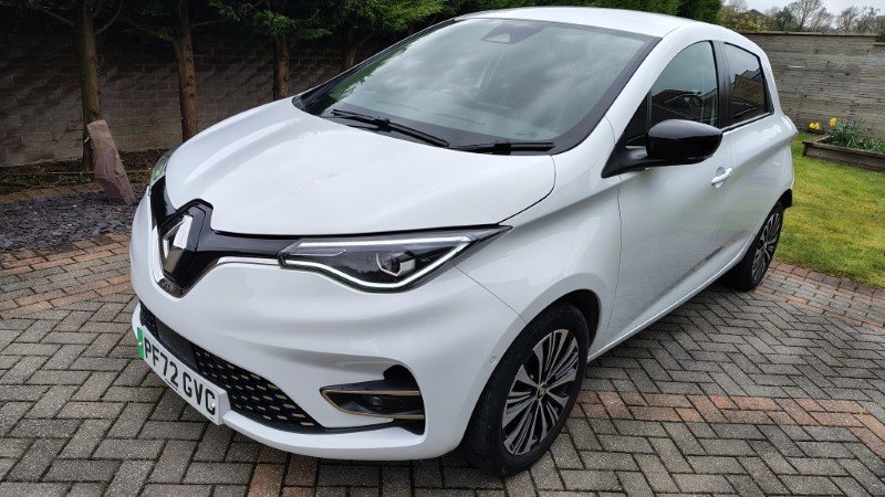 zoe for sale